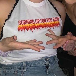 Jonas Brothers cut concert tank